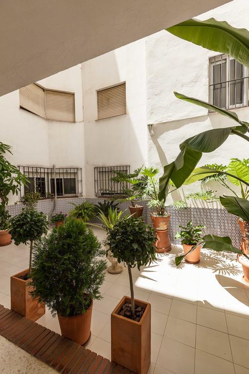 Urbanchicmalaga 3 Bedroom Spacious Quiet Historic Malaga Apt Buitenkant foto
