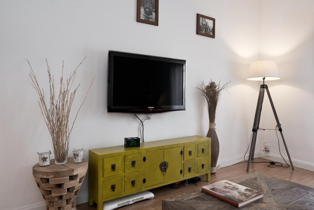Urbanchicmalaga 3 Bedroom Spacious Quiet Historic Malaga Apt Buitenkant foto