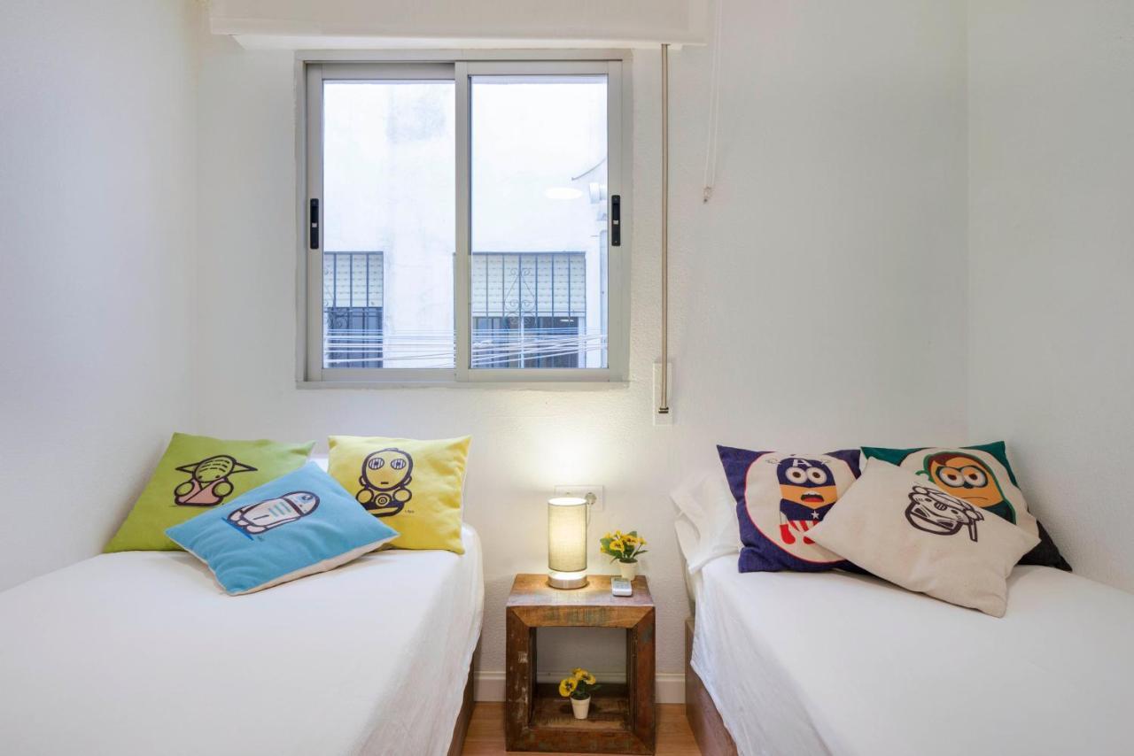 Urbanchicmalaga 3 Bedroom Spacious Quiet Historic Malaga Apt Buitenkant foto